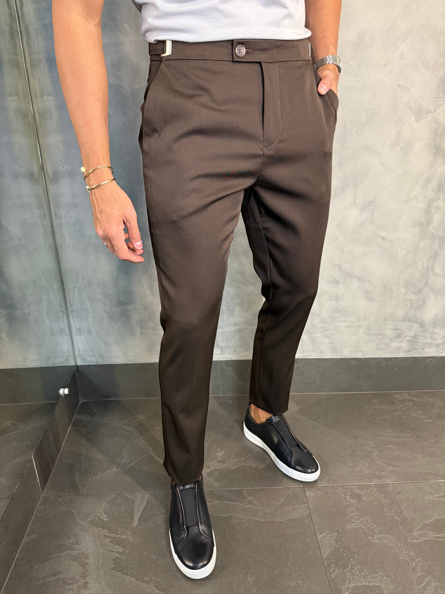 CALÇA VIENA AJUSTE CATRACA URBAN CAFÉ
