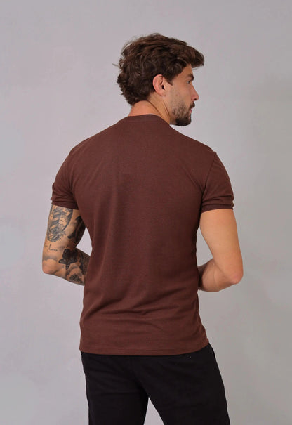 Camiseta com Zíper Marrom